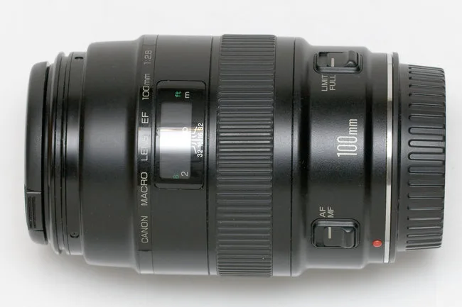 Canon EF 100mm F/2.8 Macro