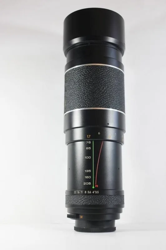 Revuenon 75-205mm F/3.5 Auto