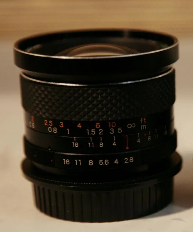 Yashica Auto Yashinon DS-M 24mm F/2.8