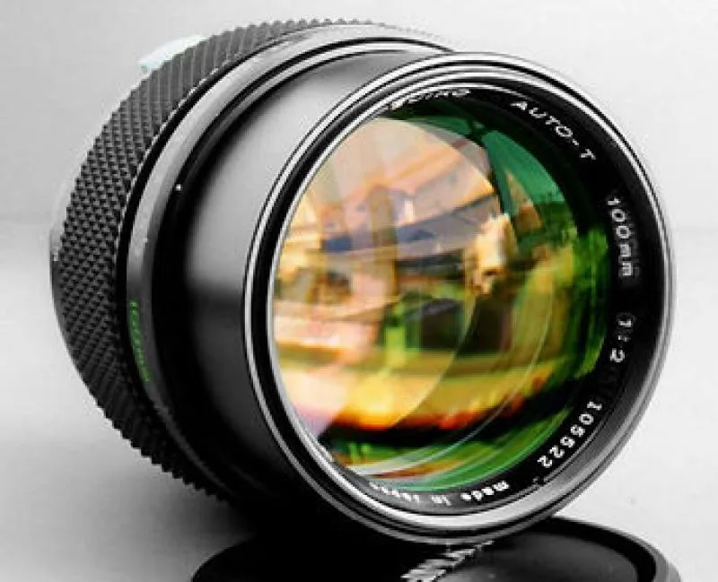 Olympus OM-System Zuiko Auto-T 100mm F/2 ED