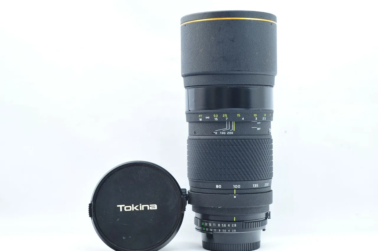 Tokina AT-X 828 AF 80-200mm F/2.8