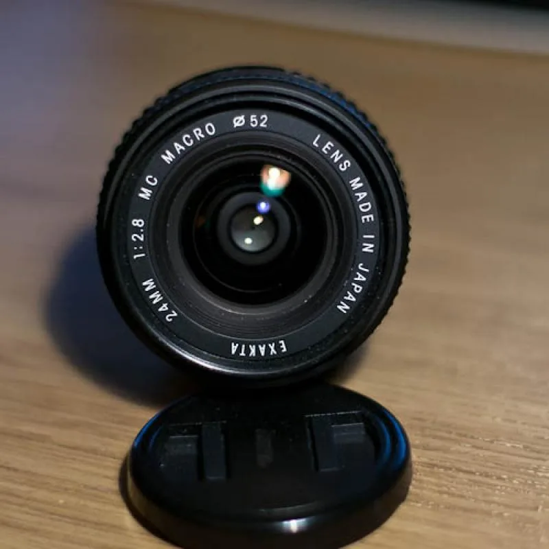 Exakta 24mm F/2.8 MC Macro