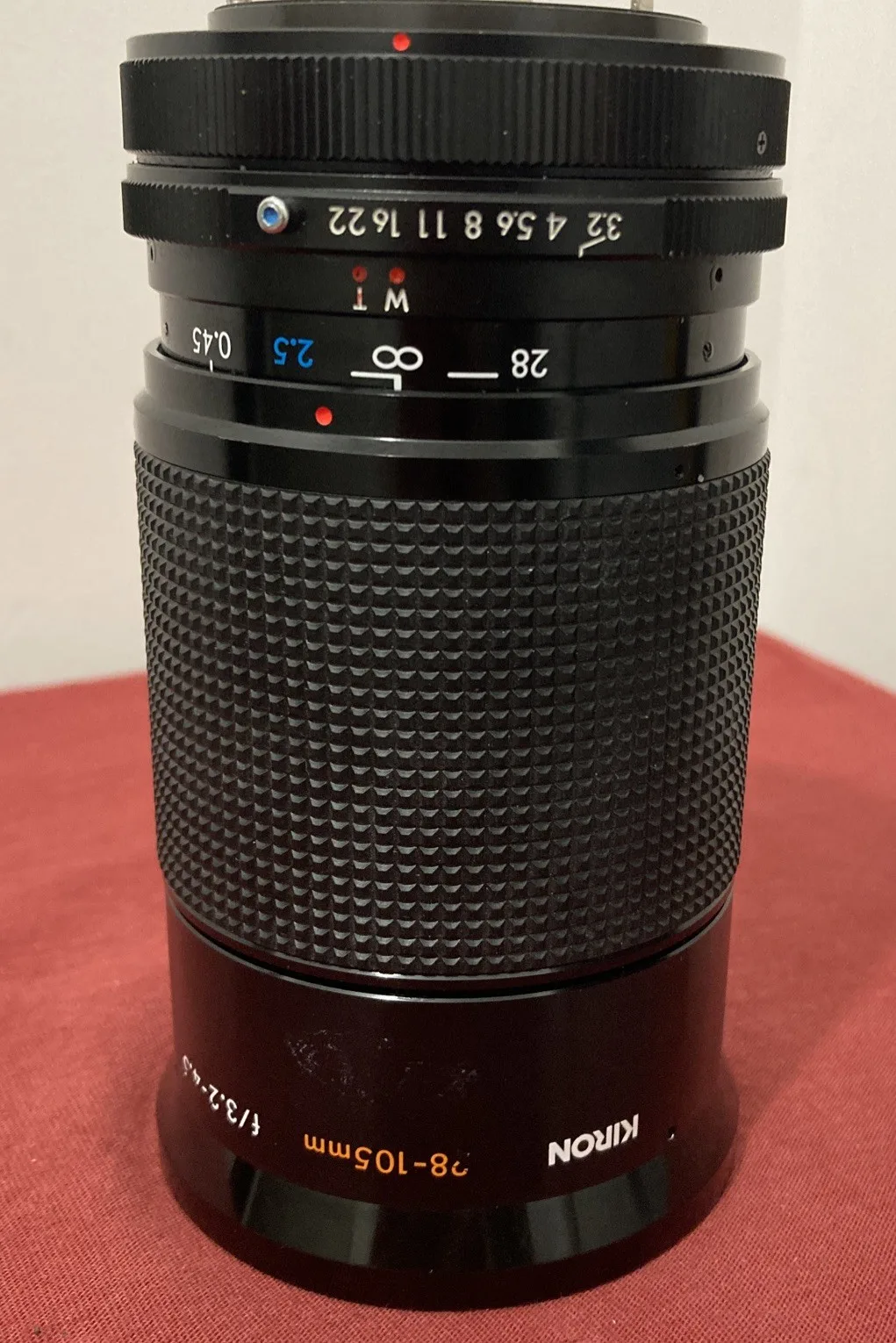 Kino Precision Kiron 28-105mm F/3.2-4.5 MC Macro