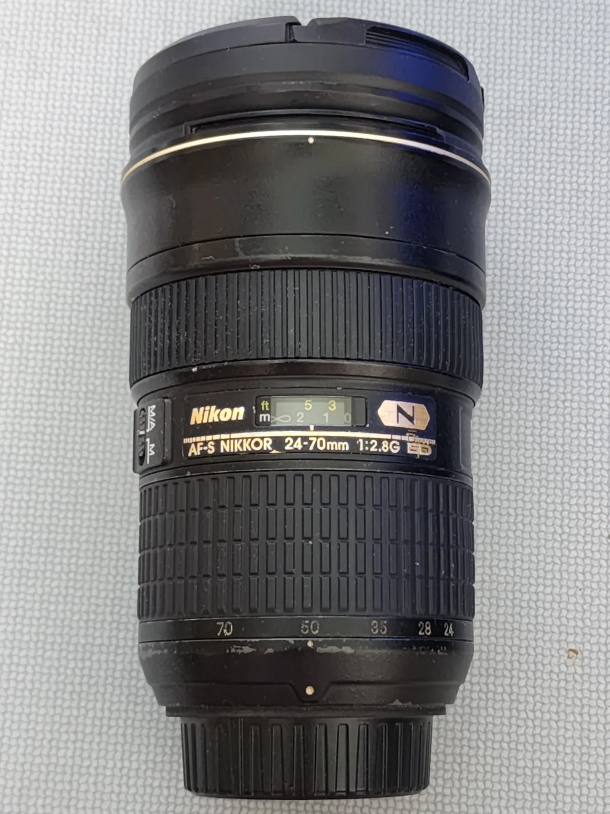 Nikon AF-S Nikkor 24-70mm F/2.8G ED