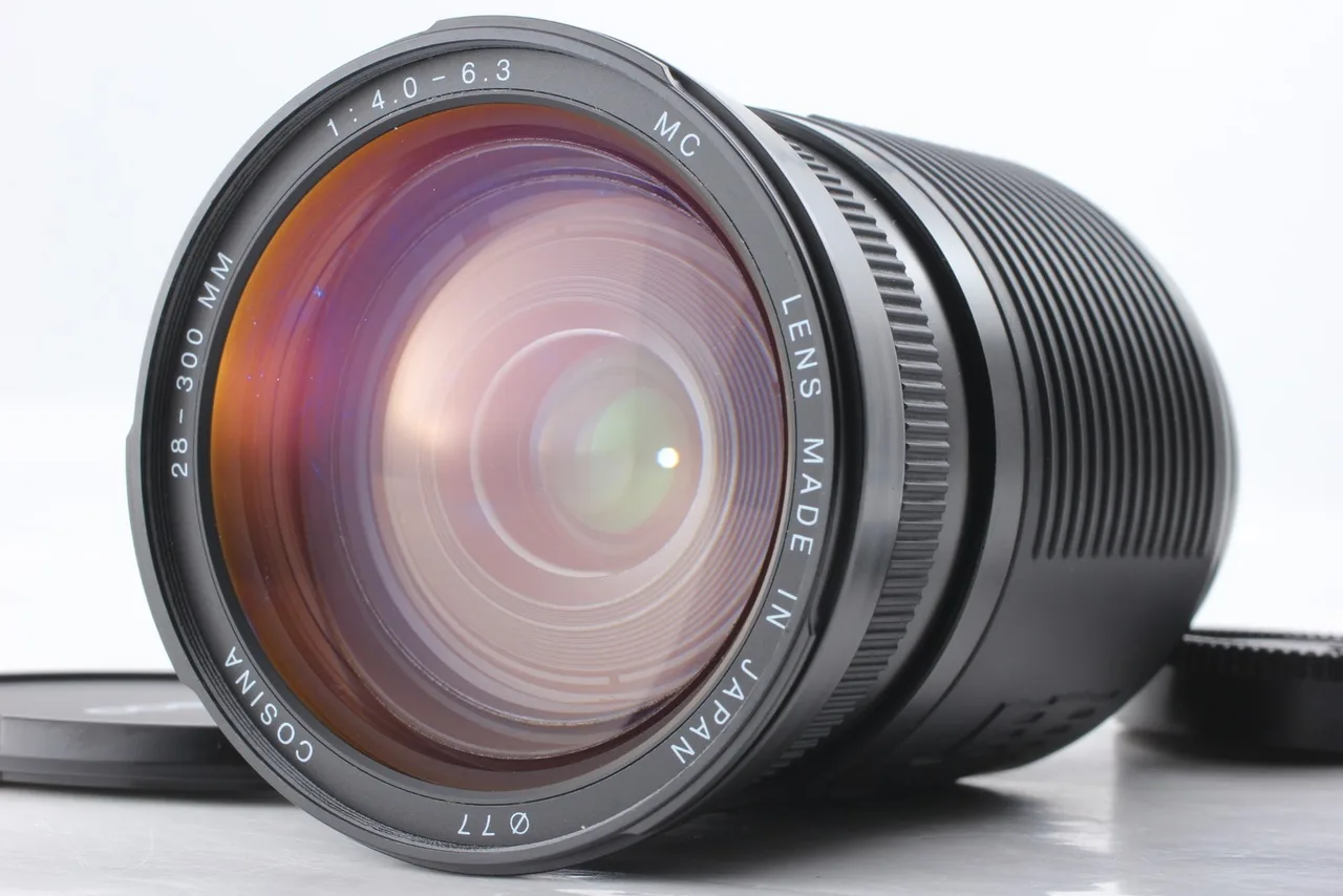 Cosina AF 28-300mm F/4-6.3 MC