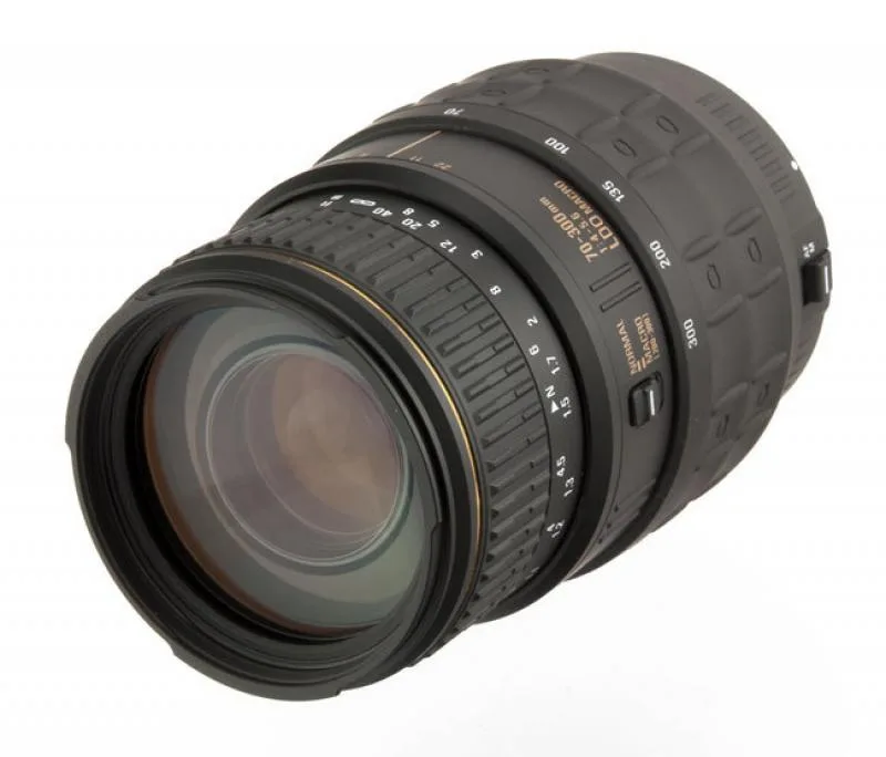Quantaray AF 70-300mm F/4-5.6 LDO Macro