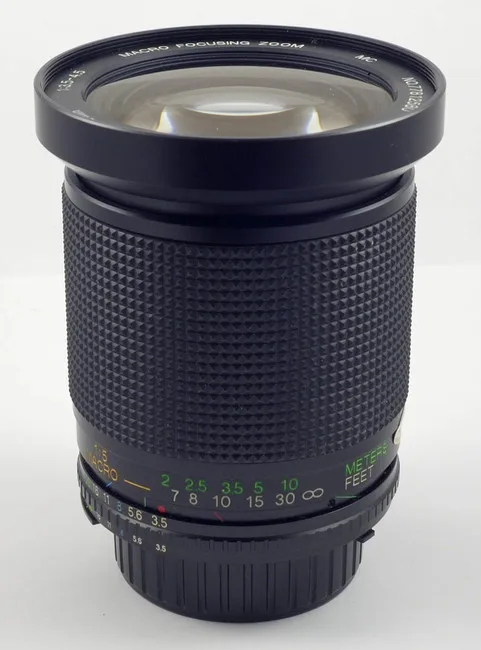 Vivitar 28-105mm F/3.5-4.5