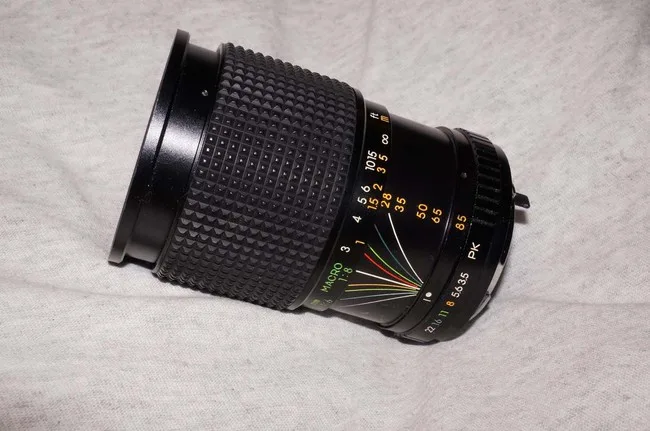 Sears 28-85mm F/3.5-4.5 MC Auto Zoom