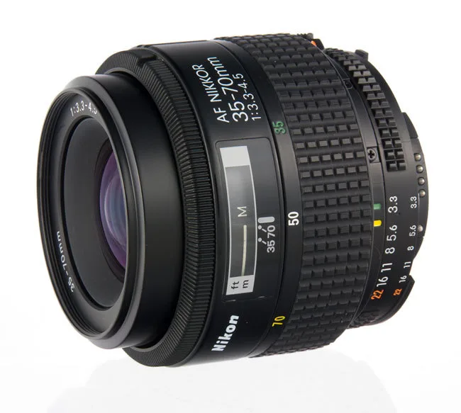 Nikon AF Nikkor 35-70mm F/3.3-4.5 I