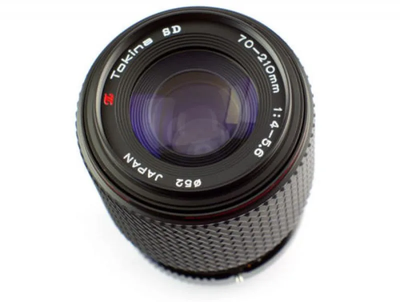 Tokina MF 70-210mm F/4-5.6 SD II