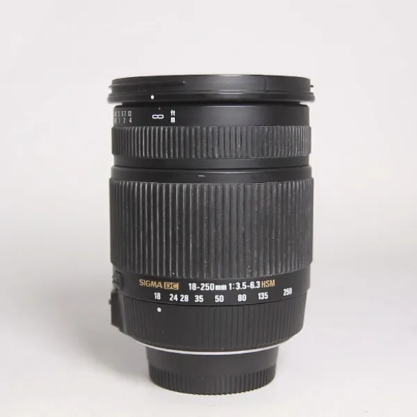 Sigma 18-250mm F/3.5-6.3 DC Macro [OS] HSM