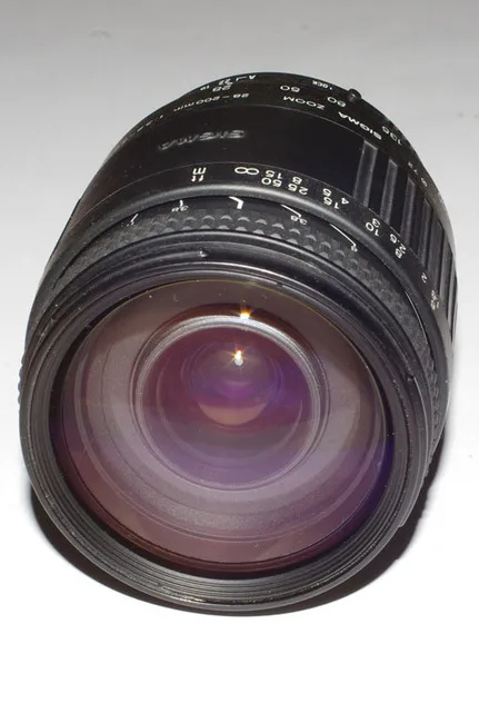 Sigma AF Zoom 28-200mm F/3.8-5.6
