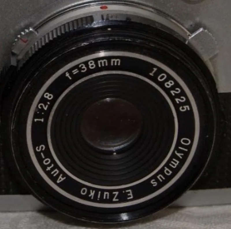 Olympus E.Zuiko Auto-S 38mm F/2.8