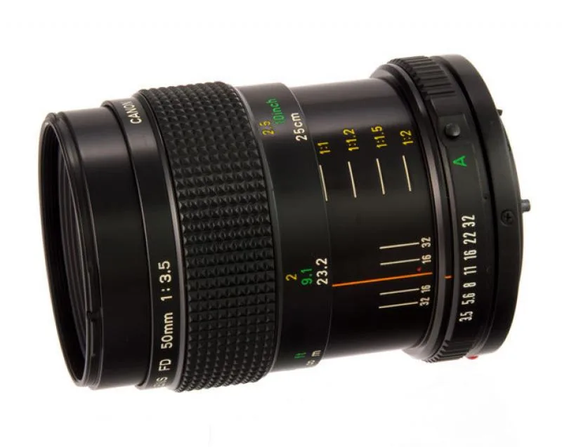 Canon FDn 50mm F/3.5 Macro