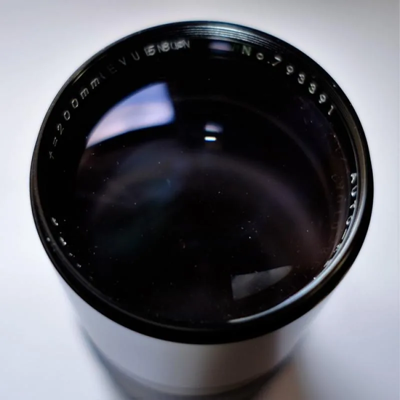 Revuenon Auto 200mm F/3.5 MC
