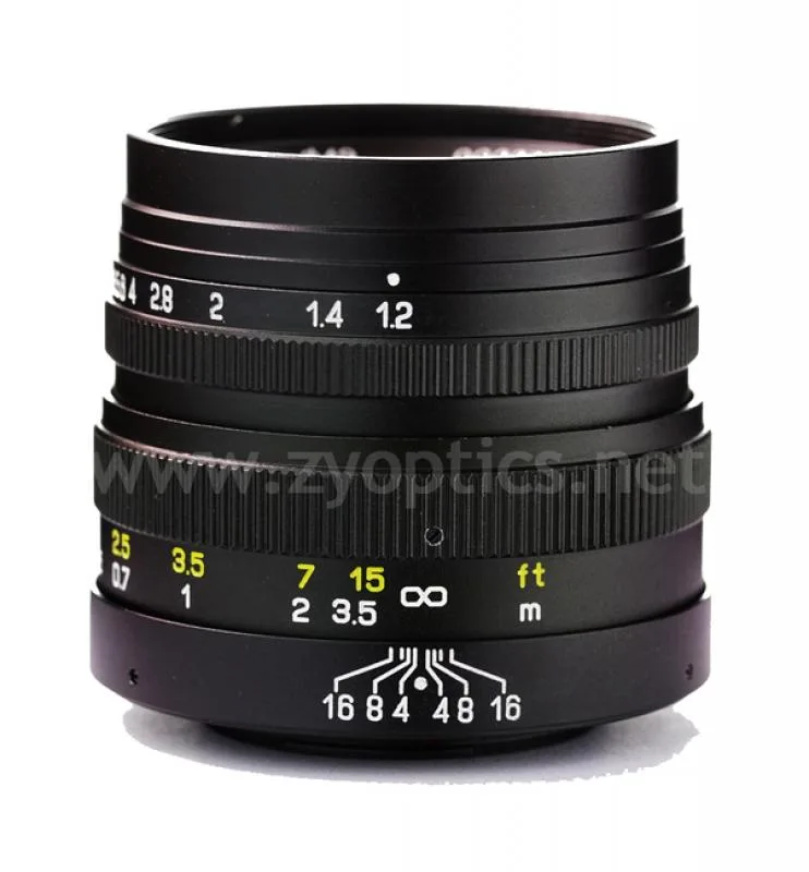 Zhongyi Mitakon 42.5mm F/1.2