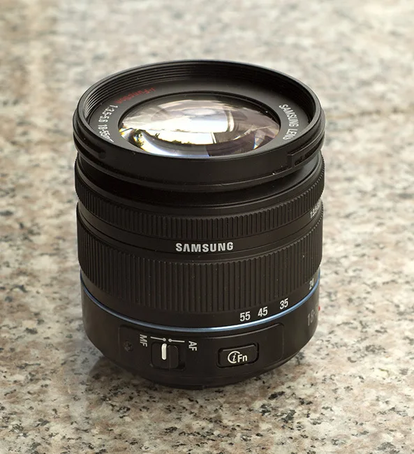 Samsung 18-55mm F/3.5-5.6 OIS II