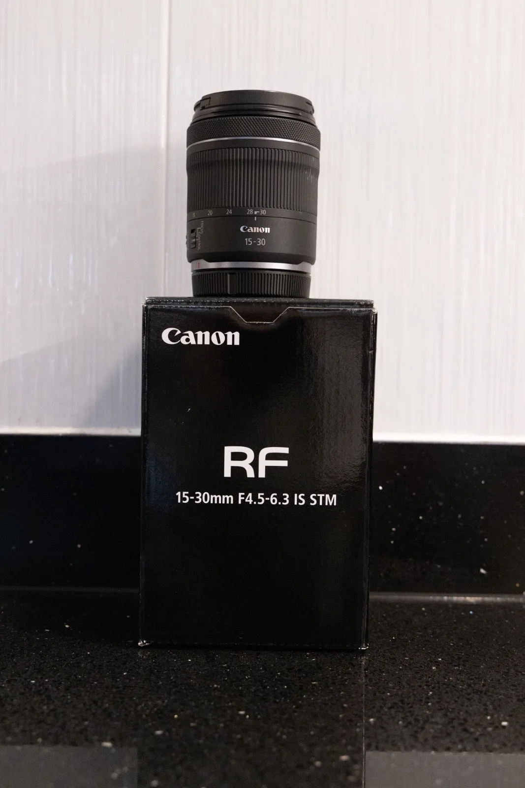 Canon RF 15-30mm F/4.5-6.3 IS STM