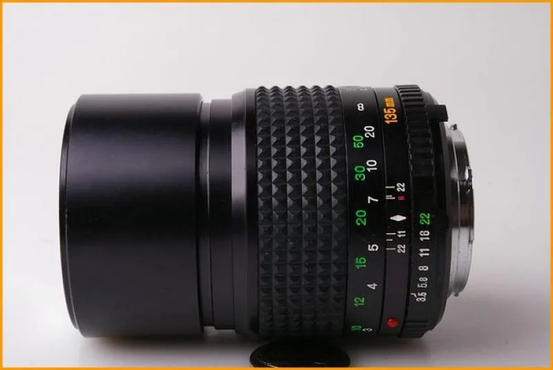 Minolta MD Tele Rokkor 135mm F/2.8