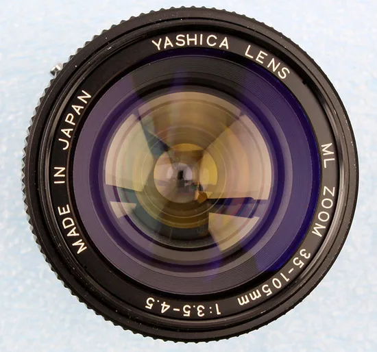 Yashica ML Zoom 35-105mm F/3.5-4.5