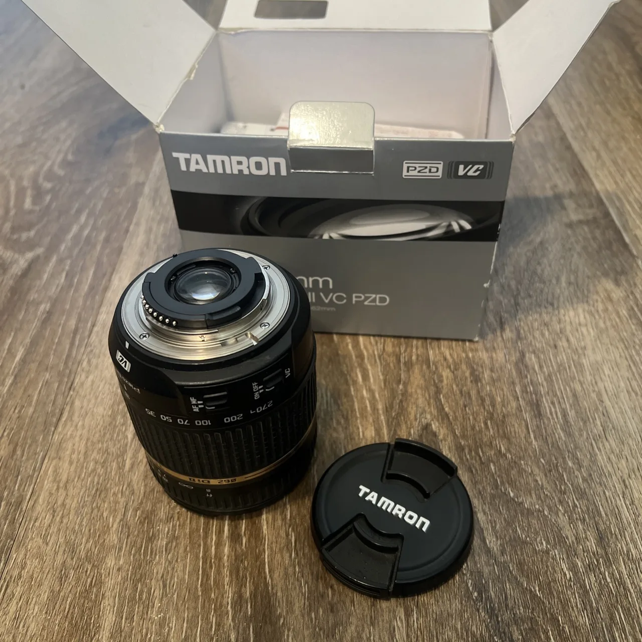 Tamron AF 18-270mm F/3.5-6.3 Di II PZD B008