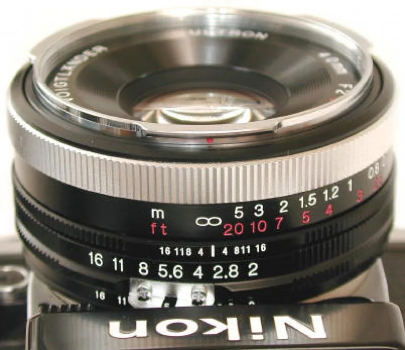 Voigtlander Ultron 40mm F/2 SL