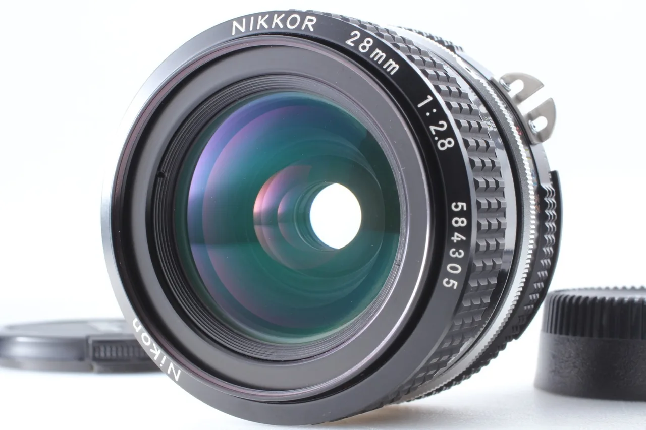 Nikon Nikkor 28mm F/2.8