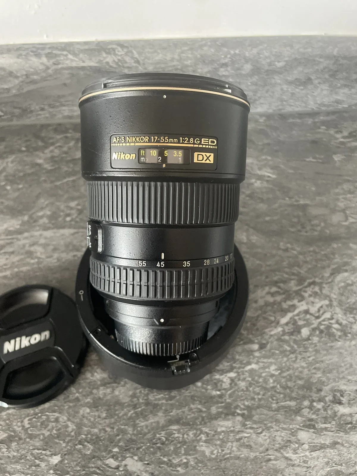 Nikon AF-S DX Nikkor 17-55mm F/2.8G IF-ED