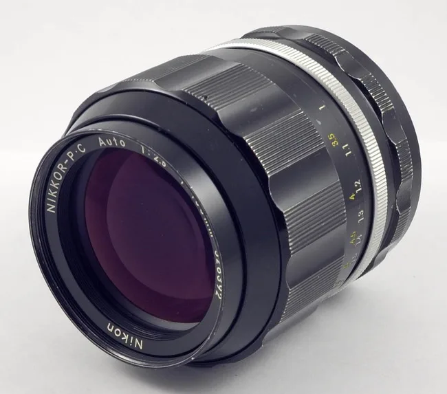 Nikon Nikkor-P.C 105mm F/2.5 non-Ai