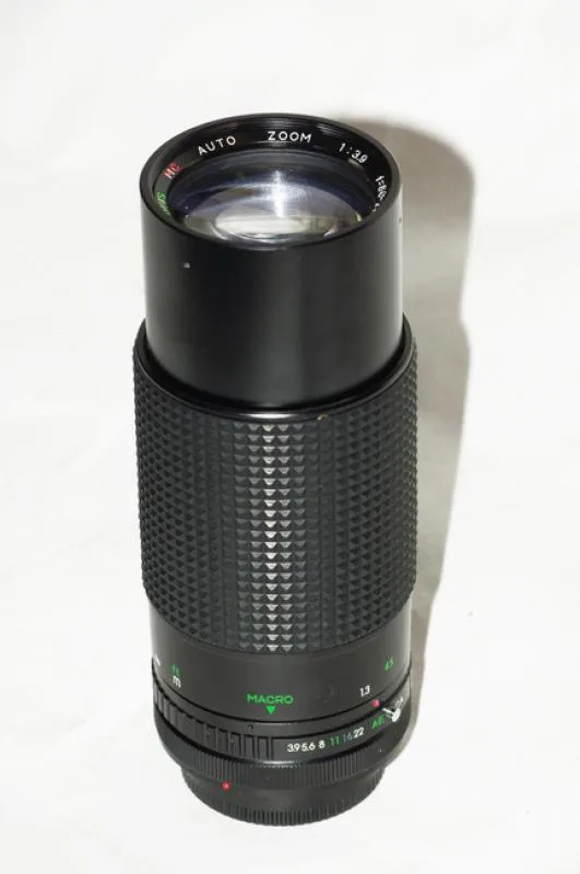 Sirius 80-200mm F/3.9 MC Auto Zoom