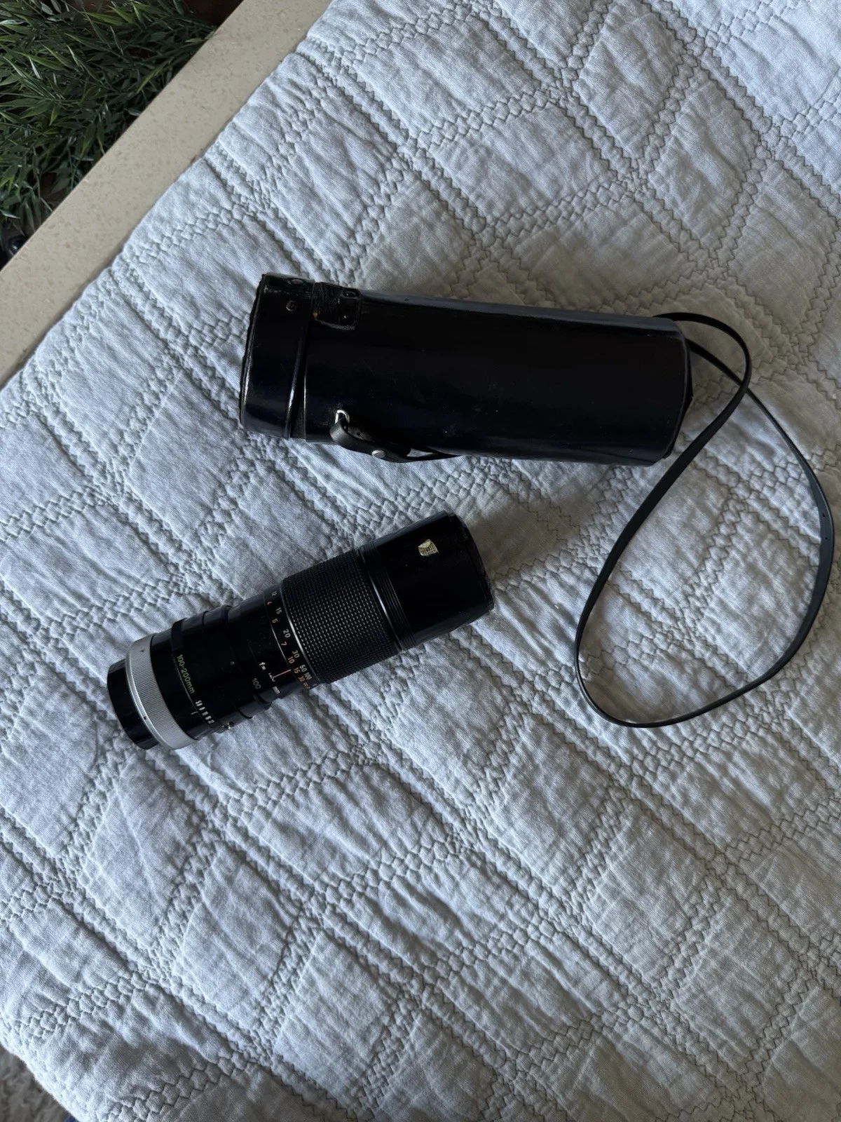 Canon FD 100-200mm F/5.6 S.C.