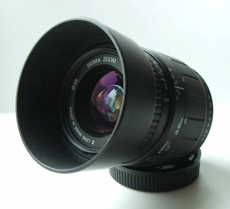 Sigma AF 28-80mm F/3.5-5.6 Mini Zoom Macro ASPH