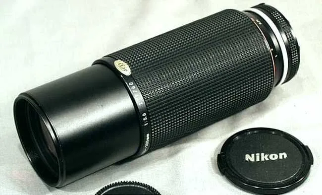 Nikon Nikkor 100-300mm F/5.6 Ai-S