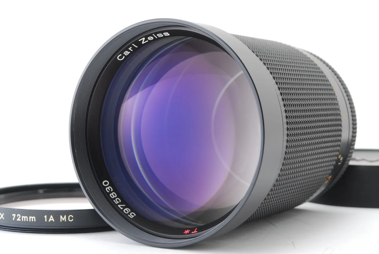Carl Zeiss C/Y Planar T* 135mm F/2