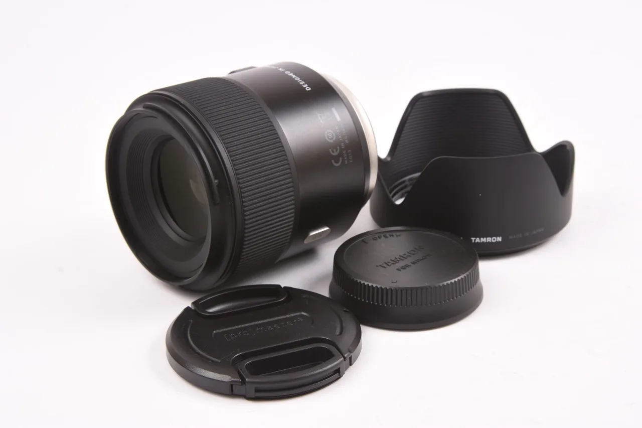 Tamron SP 45mm F/1.8 Di [VC] USD F/013