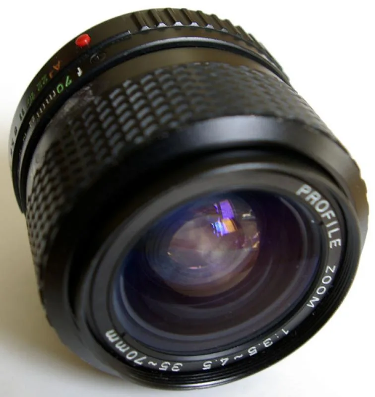 Profile Zoom 35-70mm F/3.5-4.5 Macro
