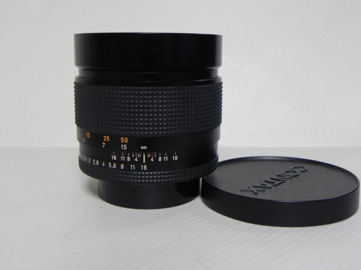 Carl Zeiss Planar T* 85mm F/1.4 [AE, MM]