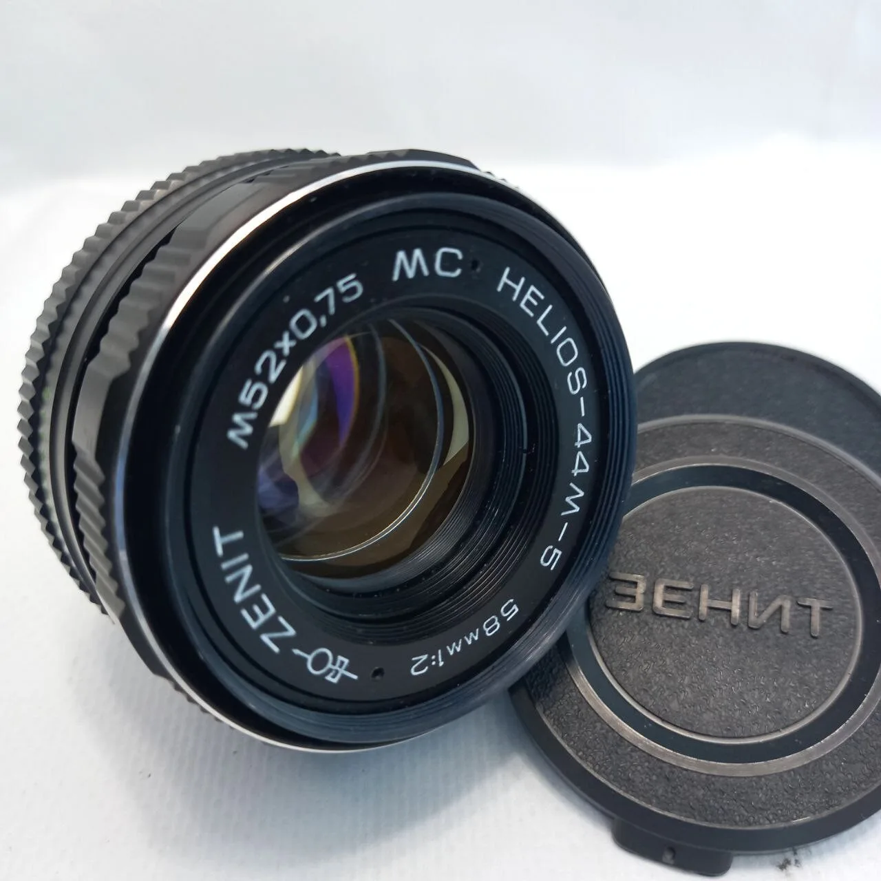 Helios-44M-5 58mm F/2