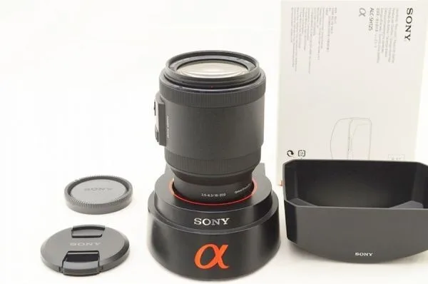 Sony E 18-200mm F/3.5-6.3 OSS PZ SELP18200