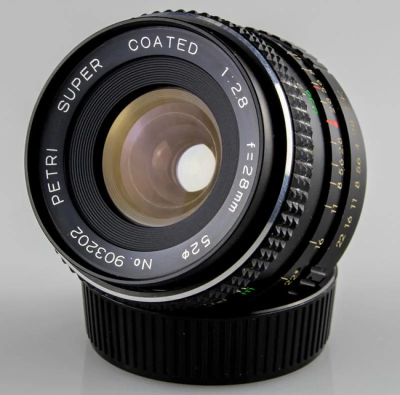 Petri 28mm F/2.8 Super Coated