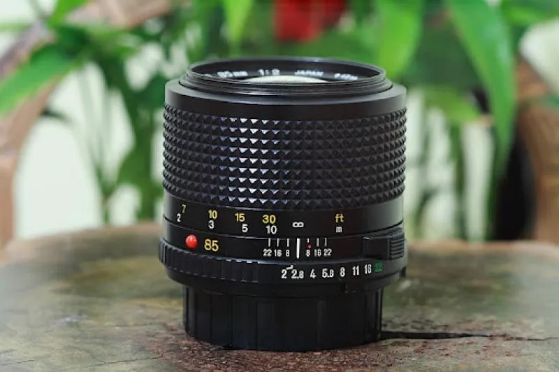 Minolta MD Rokkor 85mm F/2