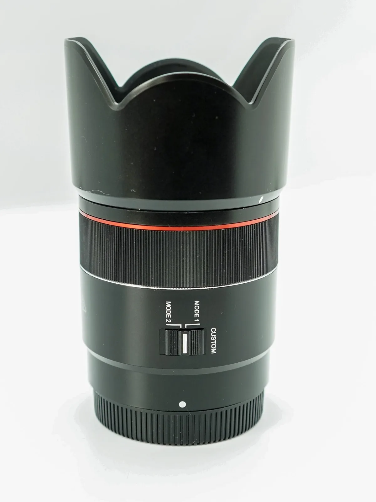 Samyang AF 75mm F/1.8 FE
