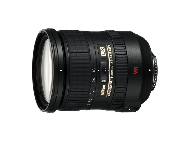 Nikon AF-S Nikkor 18-200mm F/3.5-5.6 G ED VR DX