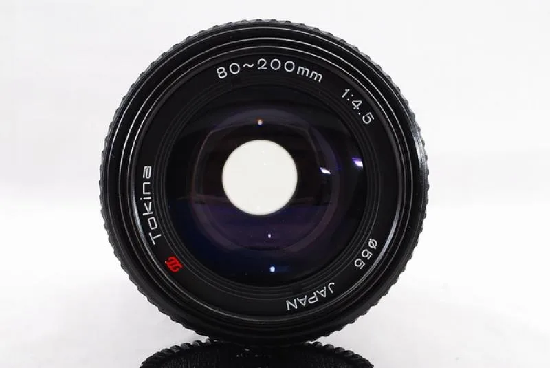 Tokina MF SZ-X820 80-200mm F/4.5