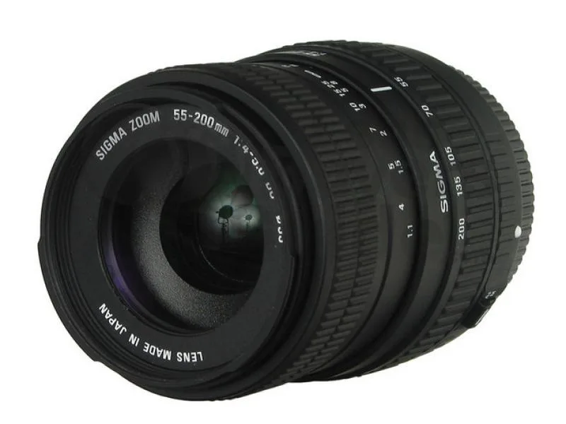 Sigma 55-200mm F/4-5.6 DC