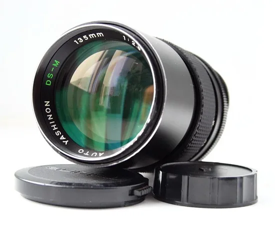 Yashinon DS-M 135mm F/2.8