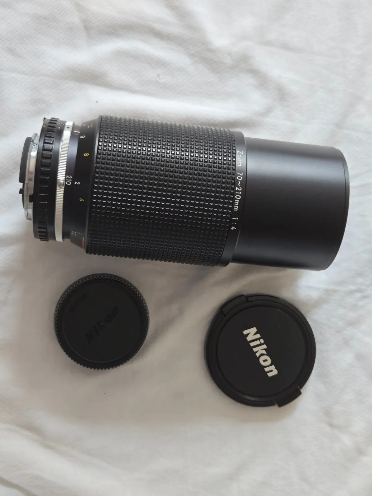 Nikon Series E Zoom 70-210mm F/4