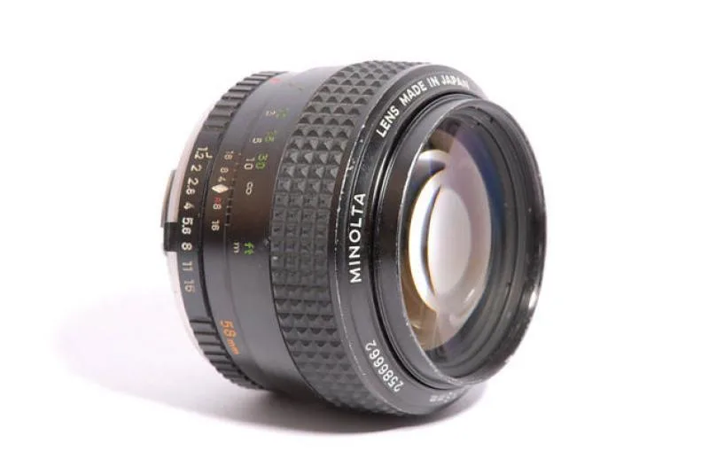 Minolta MC Rokkor-PG 58mm F/1.2