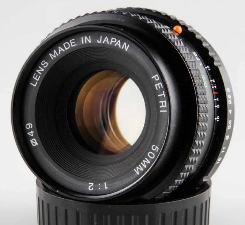 Petri 50mm F/2