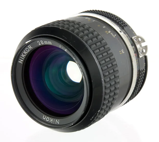 Nikon AI Nikkor 28mm F/2